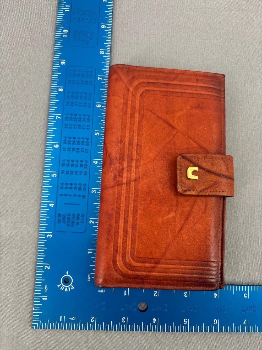 Vintage Baronet Leather Wallet Clutch in Distressed Cognac Brown